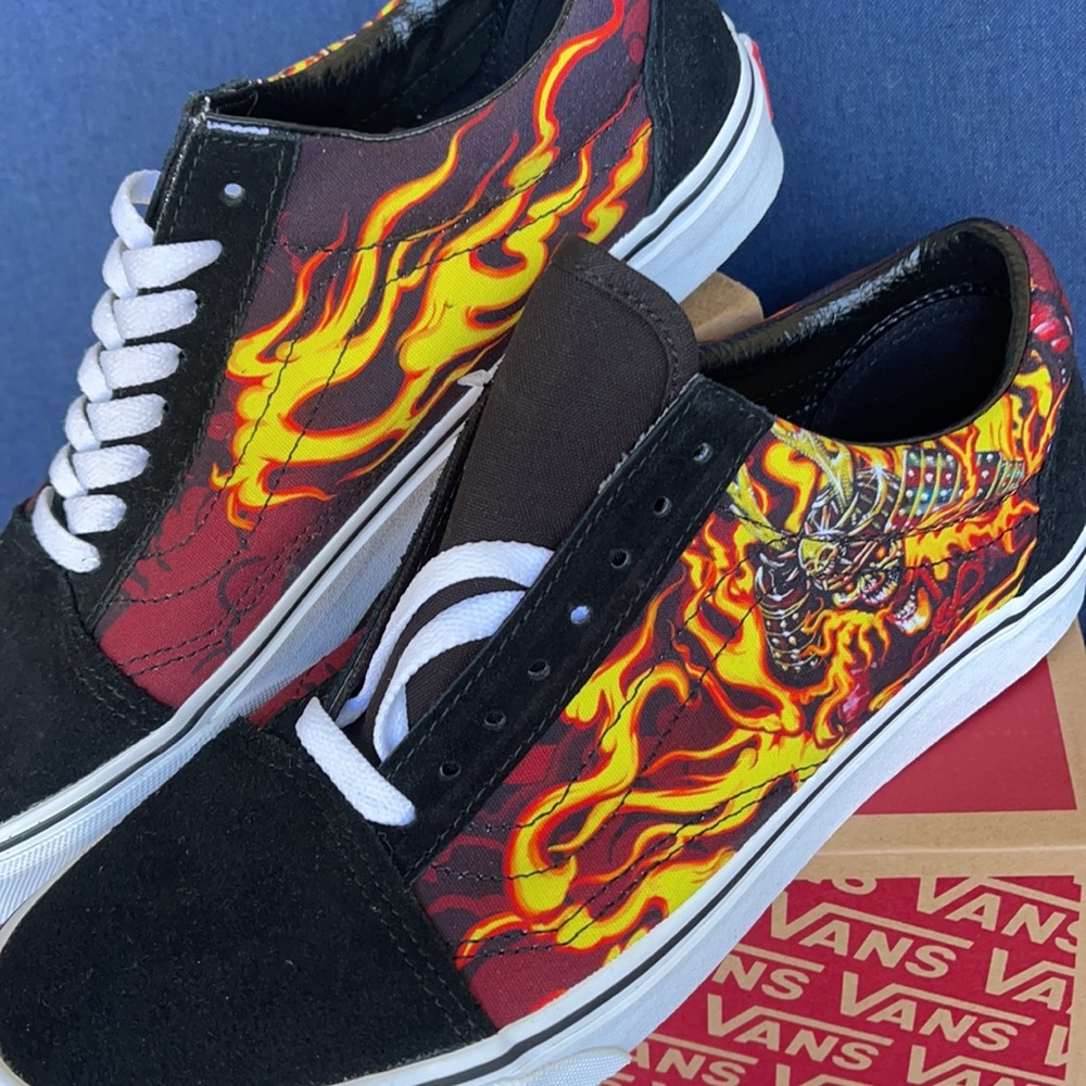 Vans Men’s Old Skool Samurai Rising Black/True White Sneakers - Picture 9 of 16